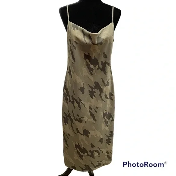Banana Republic- Cowl neck camo Slip Dress - Picture 3 of 9